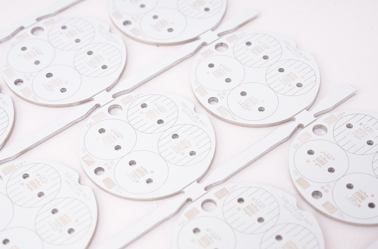 Why Choose Aluminum PCB Board for LED Boat Light?