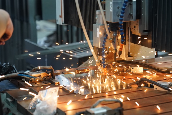 Material Selection and Stack-Up Design for Busbar PCBs