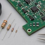 through-hole-and-smd-resistors