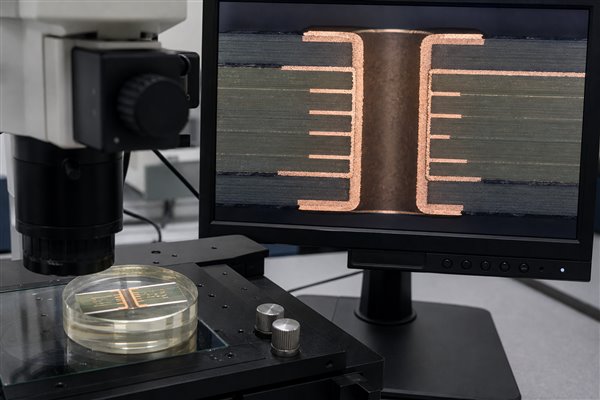 PCB microsection inspection of plated through holes after solder float testing