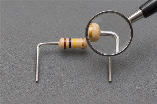 Illustrative magnified inspection of a formed lead and component body
